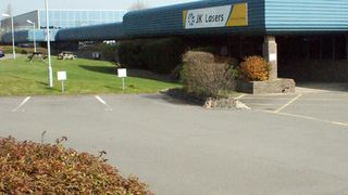 JK Laser stellt in Rugby, Großbritannien, seit 1972 Hochleistungslaser für industrielle Anwendungen her. (Foto: Trumpf)