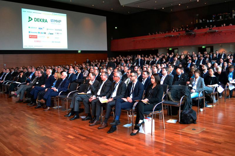 Daneben hat der Tag der Automobilwirtschaft viele weitere Besucher angelockt. (Bild: Seyerlein)