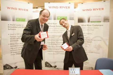 Gut gelaunt: die beiden Herren vom Software-Spezialisten Wind River, der mittlerweile zu Intel gehört. (Archiv: Vogel Business Media)