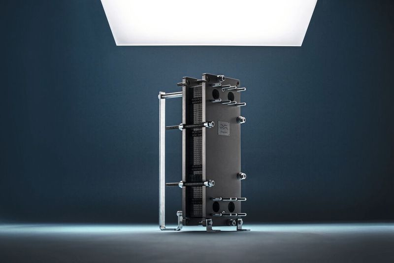 Die Frischwassergeneratoren von Alfa Laval (hier der neue zweistufige Aqua Blue E2) fungieren bei der Meerwasserentsalzung und -aufbereitung als Verdampfer sowie Kondensatoren (Bild: Alfa Laval)