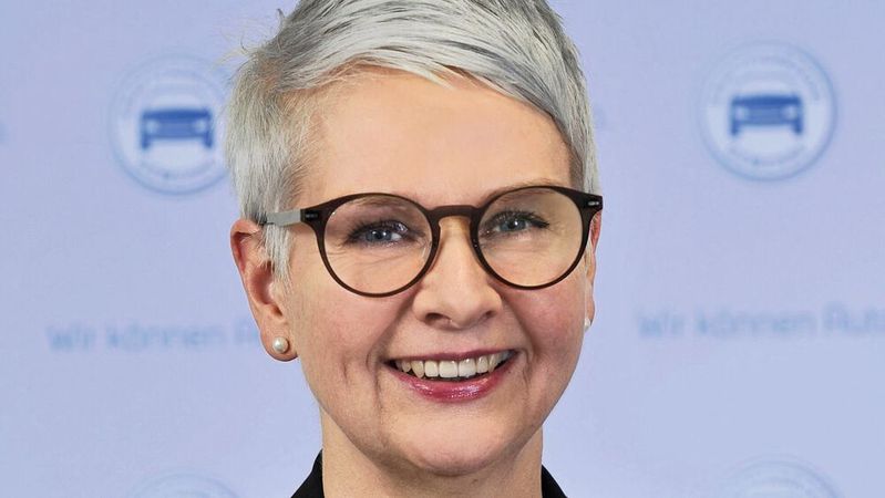 Die aktuellen Ausbildungszahlen für das Kfz-Gewerbe stimmt Birgit Behrens zuversichtlich. (Bild:  Promotor)