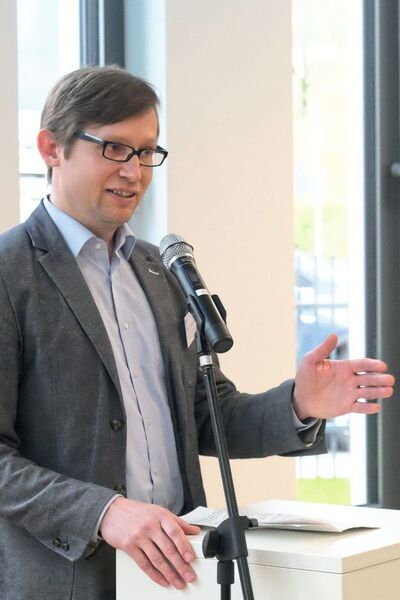 Direkter Nachbar: Staatssekretär Jens Deutschendorf vom hessischen Verkehrsministerium. (Zietz/»kfz-betrieb«)