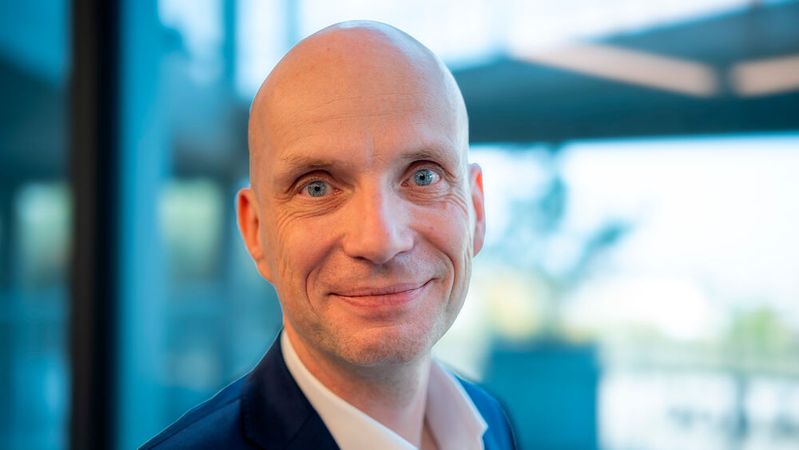 Henning Rahe, Senior Director Partner Sales, Germany bei NetApp versteht unter digitaler Souveränität „nicht Abschottung, sondern vielmehr kontrollierte Offenheit mit klaren Regeln und hoher Sicherheit“.(Bild:  NetApp)