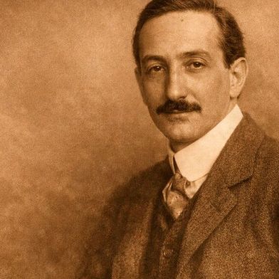 Mit dem Kathodenstrahlrelais und der späteren Lieben-Röhre leistete Robert von Lieben wichtige Beiträge zur frühen Signalverstärkung in der Telekommunikation. (Bild: Dall-E / KI-generiert)