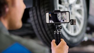 Bei Ford ist Citnow als Dienstleister für den Video-Check aktiv. (obs/Ford-Werke GmbH/NEOSEEN GmbH)