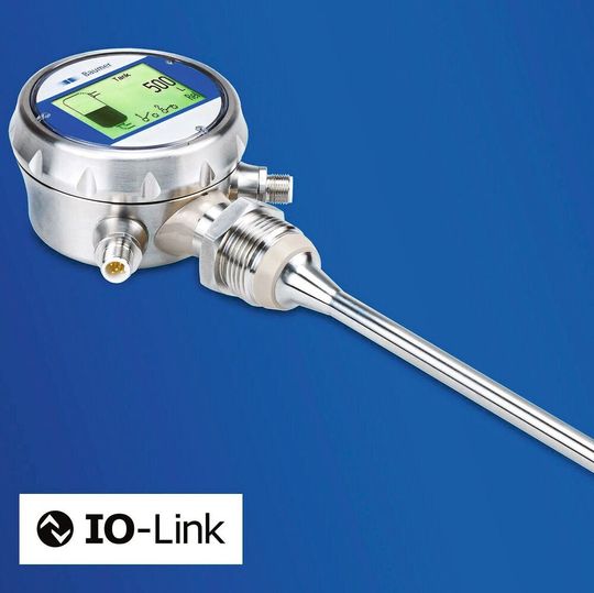 Trumpft bei hoher Sortenvielfalt und häufigem Medienwechsel auf: Der neue Baumer Füllstandssensor CombiLevel PLP70. (Bild:  Baumer)