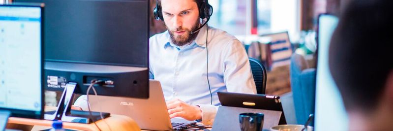 In deutschen Großunternehmen fehlen die Fachkräfte für eine digitale Transformation, so eine aktuelle Studie. (Bild:  gemeinfrei / Unsplash)