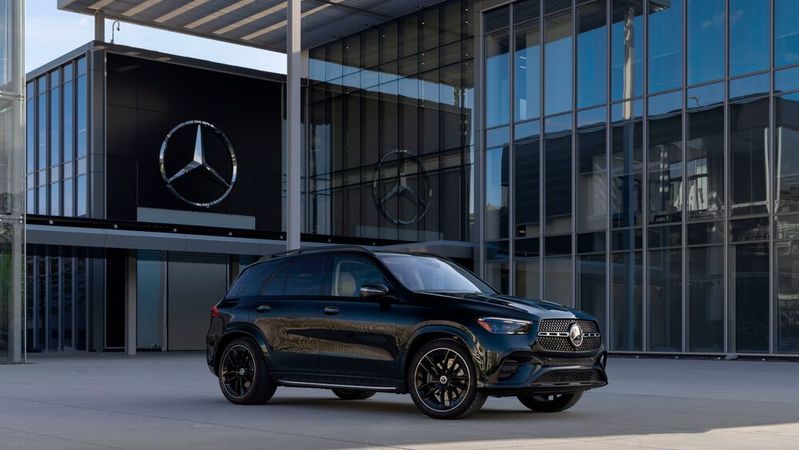 Unter anderem SUV-Modelle des Typs GLE sind von der Maßnahme betroffen.(Bild:  Mercedes-Benz AG)