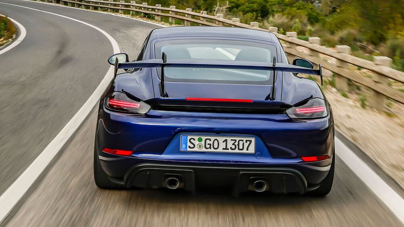 Der Spurt von 0 auf 100 km/h dauert ganze 3,4 Sekunden. (Bild: Autoren-Union Mobilität/Porsche/Juergen Tap)