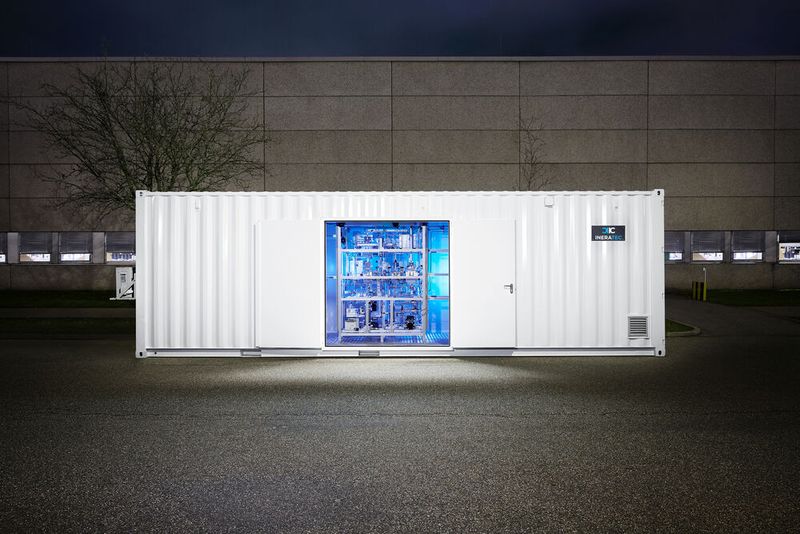 b0__Bildunterschrift mit Blindtext hier steht Bildunterschrift mit Blindtext hier steht lkadsfölaskd falkjfd ölsakfdj salkfjaslkf djsalkfdsa jlkfdsa (Bild: Magali Hauser)