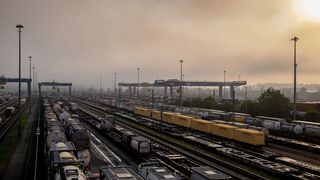 Seit Anfang Mai 2020 setzt DHL zwei neue Ganzzüge zwischen Deutschland und China ein. (DHL)