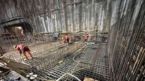 Derzeit liegt der Schwerpunkt der Arbeiten auf dem Beton- und Ausbaufortschritt in den untertägigen Kavernen. (Bild: Porr)