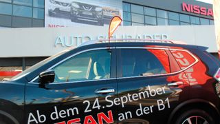 Die Schrader-Gruppe hat einen Nissan-Standort in Dortmund eröffnet. (Baeuchle)