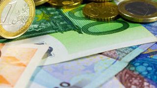 Seit Februar 2014 sind Einträge in der Datenbank der Bluetooth SIG gebührenpflichtig. (I-vista  / pixelio.de)