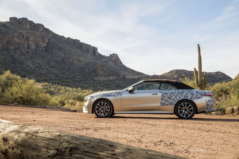 Das Cabrio soll bequemen Platz für vier bieten. (Mercedes-Benz)