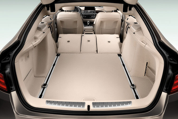 Der Kofferraum ist mit 520 Litern 25 Liter größer als im Kombi-3er und lässt sich durch Verstellen oder Umklappen der Lehnen noch erweitern. (Foto: BMW)