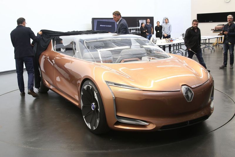 Auf der IAA 2017 zeigte Renault erstmalig die Studie Symbioz. (Renault)