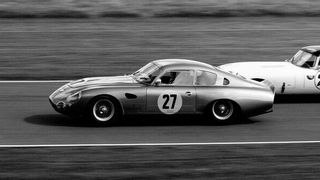 Schon früher lieferte der Rennsport Innovationen für den Straßenverkehr. (Bild: gemeinfrei)