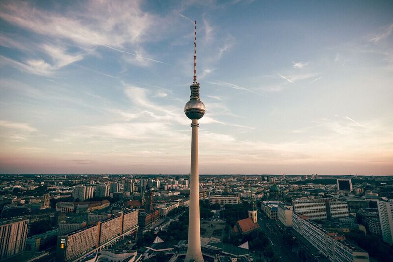 Von 31 untersuchten Städten ist Berlin für Digitaltalente extrem attraktiv und landet nach Dublin auf Platz zwei des Rankings der attraktivsten Städte für Digitaltalente.