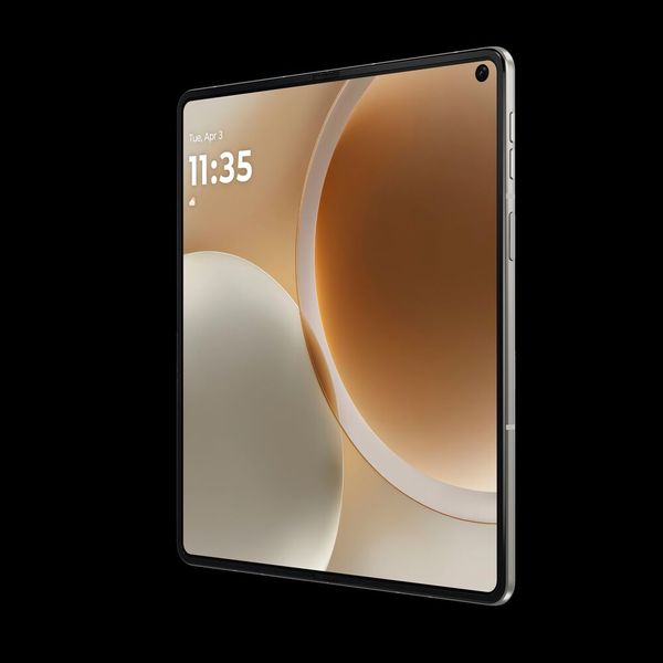 Das 8,09 Zoll große LTPO-Innendisplay des Motorola Razr fold bietet 2K-Auflösung. (Bild: Motorola)