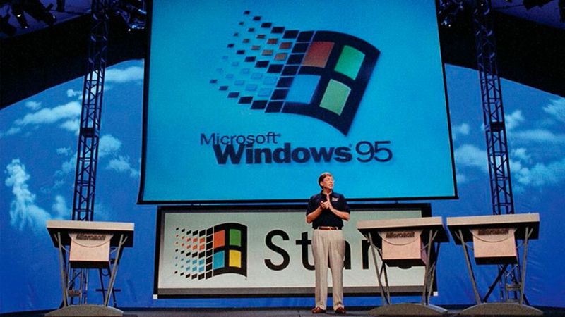 Bill Gates gibt Windows 95 am 24. August 1995 bekannt. (Bild: Microsoft)