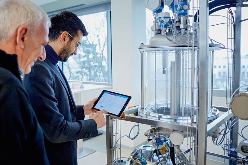 Bündnis für die digitale Transformation gegründet: Unternehmen arbeiten zukünftig in der Open Industry 4.0 Alliance zusammen am Wandel. (Endress+Hauser)