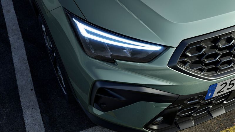 Die Scheinwerfer haben wir einige Bilder zuvor am Ibiza gesehen. (Bild: Seat)