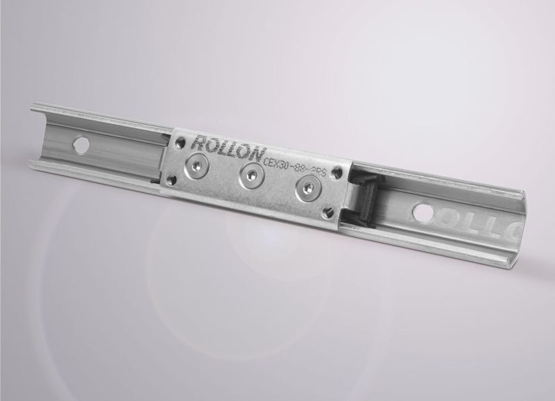 Bei der X-Rail handelt es sich um eine robuste Linearführung aus Edelstahl oder verzinktem Stahlblech mit radialen Rollenläufern. (Landustrie Seek BV)