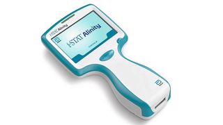 Schnelltest auf Schädel-Hirn-Trauma (Bild: Abbott)