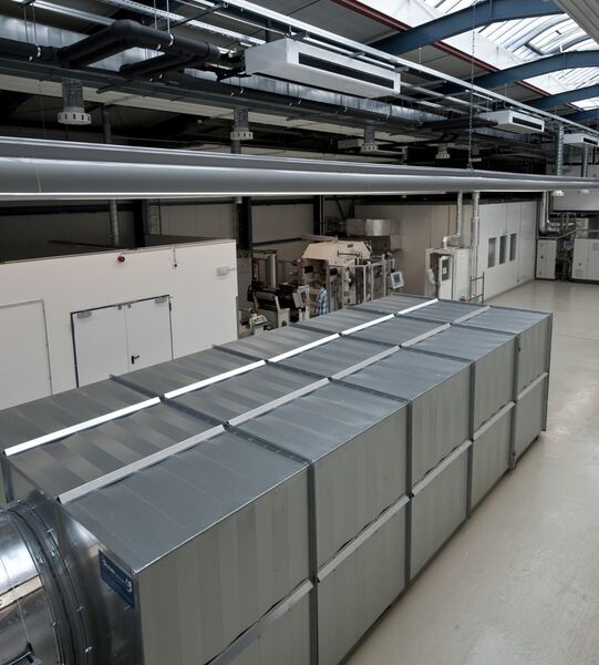 Auf fast 1500 Quadratmetern entwickelt das KIT neuartige Produktionsverfahren für kostengünstigere und leistungsfähigere Lithium-Ionen-Batterien. (Bild: Kit)