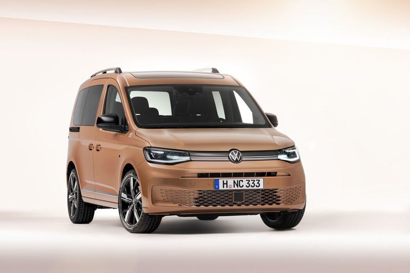 Die fünfte Generation des VW Caddy soll vor allem sportlich und vollvernetzt unterwegs sein. (Volkswagen)