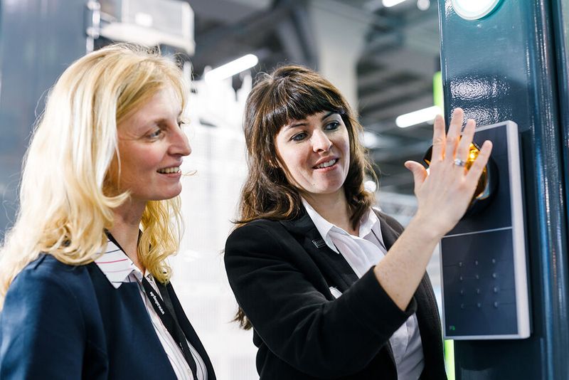 Handvenenscanner als Kontrollmechanismus (© Zabag)