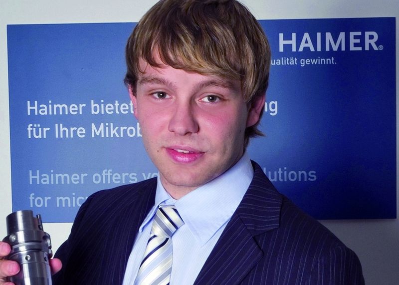 Andreas Haimer: „Das Wuchten ist für die Hochgeschwindigkeits- und Präzisionsbearbeitung besonders wichtig. Mit unserer neuen Wuchtmaschine Tool Dynamic Autodrill, die mit einer integrierten Bohreinheit für einfachstes und sicheres Auswuchten sorgt, macht dieses Verfahren einen großen Schritt nach vorne.“ Bilder: Haimer (Archiv: Vogel Business Media)