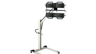 Der Strahler verfügt über ein getöntes UV-B/ -C Filterglas. Schädliche Strahlung und Blendung wird unterdrückt. (B-Tec)
