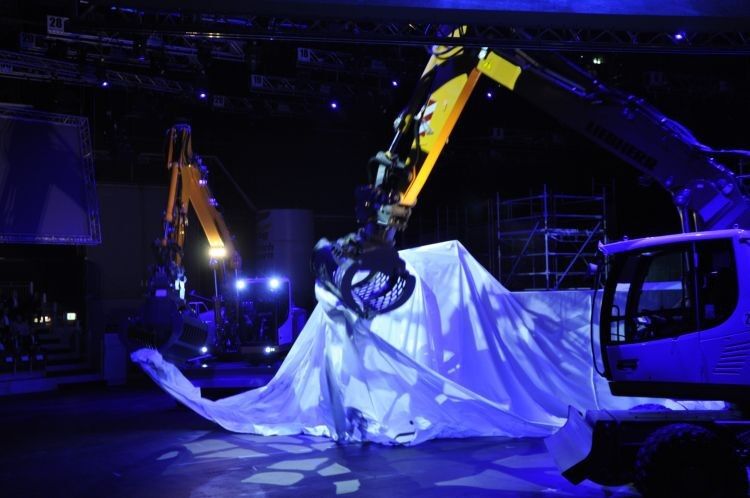 Die Kunden können zwischen sieben Fahrerhäusern und 14 Varianten wählen. (Foto: Richter)