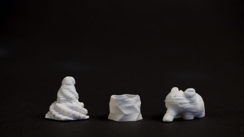 Komplexität und Leichtigkeit: Empa-Forschende haben ein 3D-Druckverfahren für biologisch abbaubares Cellulose-Aerogel entwickelt.(Bild:  Empa)