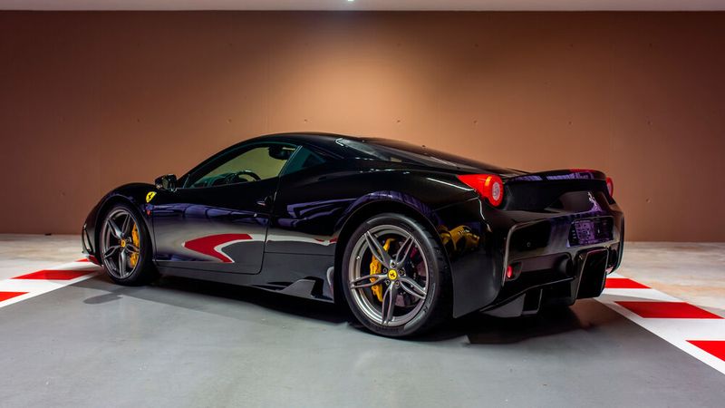 ... einem Ferrari 458 Speciale Baujahr 2015 ... (Bild: Tom Hartley Jnr.)