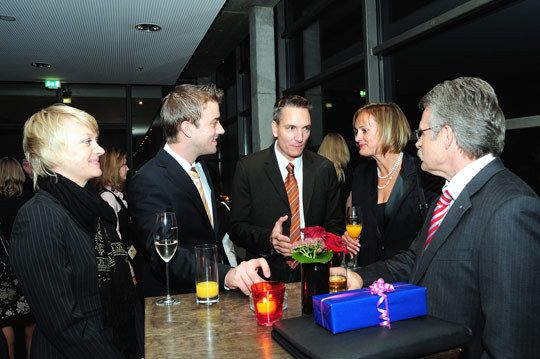 Der Galaabend ist immer auch eine gute Gelegenheit zur individuellen Kontaktpflege. (Archiv: Vogel Business Media)