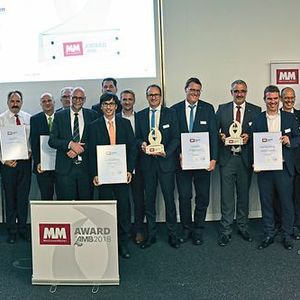 Die glücklichen Gewinner des MM Award zur AMB, der in vier Kategorien an insgesamt fünf Innovationen verliehen wurde.