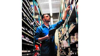 Die schnelle Teileidentifikation und -verfügbarkeit sind für die Werkstätten wichtiger als günstige Preise und Rabatte.     (© lev dolgachov - Fotolia)