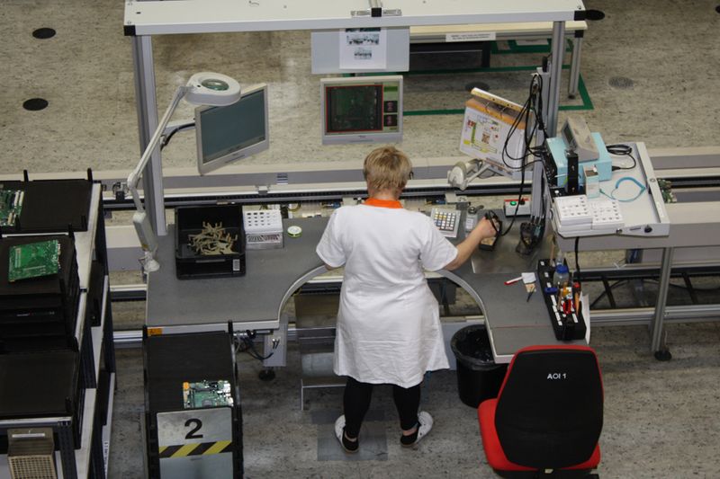 Hier geschieht eine optische Qualitätskontrolle. (Archiv: Vogel Business Media)