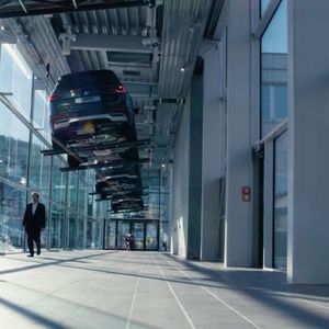 Ein Blick in den Porsche-Showroom.