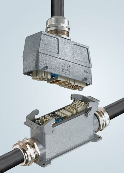 Die Produkte für die Baugröße Han L32 B mit Tüllen- und Anbaugehäusen, Han E Kontakteinsätzen und Gelenkrahmen. (Harting)