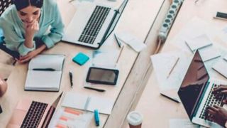 Unsere Arbeitswelt wandelt sich! Und zwar im Zuge der Digitalisierung, die nicht zuletzt wegen der Pandemie einen Schub erhalten hat. New Digital Work heißt der Begriff, der momentan durch viele Diskussionen geistert. Eine neue Studie soll für Klarheit sorgen und Hilfe leisten. (Bild: Fraunhofer FIT)