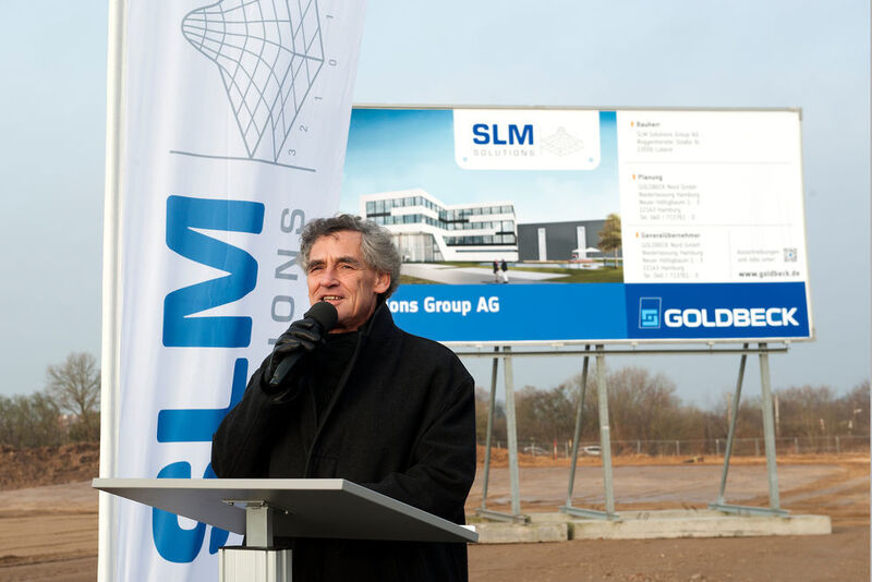 Der Bürgermeister der Stadt Lübeck, Bernd Saxe, war ebenso vor Ort wie... (SLM Solutions)