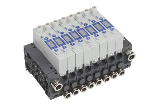 (Je nach gewählter Variante steuert das Kompaktterminal SCTMi zwei bis 16 separate Vakuum-Kreise. Quelle: J. Schmalz)