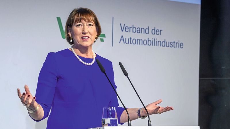 VDA-Präsidentin Hildegard Müller fordert von der Politik wieder eine aktive, gestaltende Rolle – und weniger Bürokratie.(Bild:  Peter Himsel/VDA)