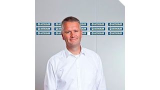 Sasche Petschke gibt Ratschläge für das Geschäftsmodell „Oltimer-Instandsetzung“ (Nexa Autocolor)