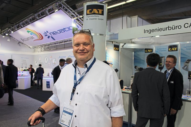 „Ich bin drei Tage hier, besuche Zulieferer und pflege die Vernetzung. Außerdem laufe ich durch die Hallen und schaue was es Neues gibt. Ich bin immer gespannt und froh wenn die Achema stattfindet“, Markus Rueckert, CEO/Consultant, Pharma Containment Solution. (Bild: PROCESS)