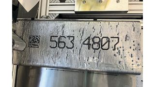 Großformatige Kennzeichnungen bringt der REA Jet DOD 2.0 verlässlich auf Aluminiumbarren, Aluminiumprofile, Bleche und Coils auf. (Bild: REA Elektronik GmbH)